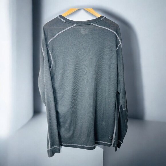 Under Armour Catalyst All Season Long Sleeve 2XL Mens Includes both shirts - Picture 4 of 7
